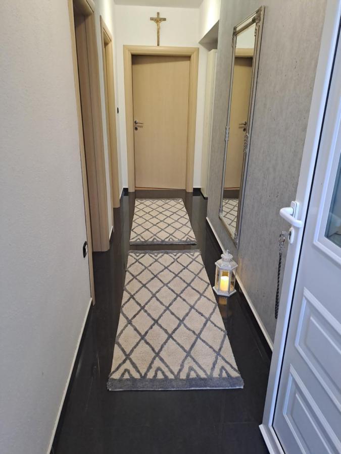 Apartment Mira Шибеник Экстерьер фото